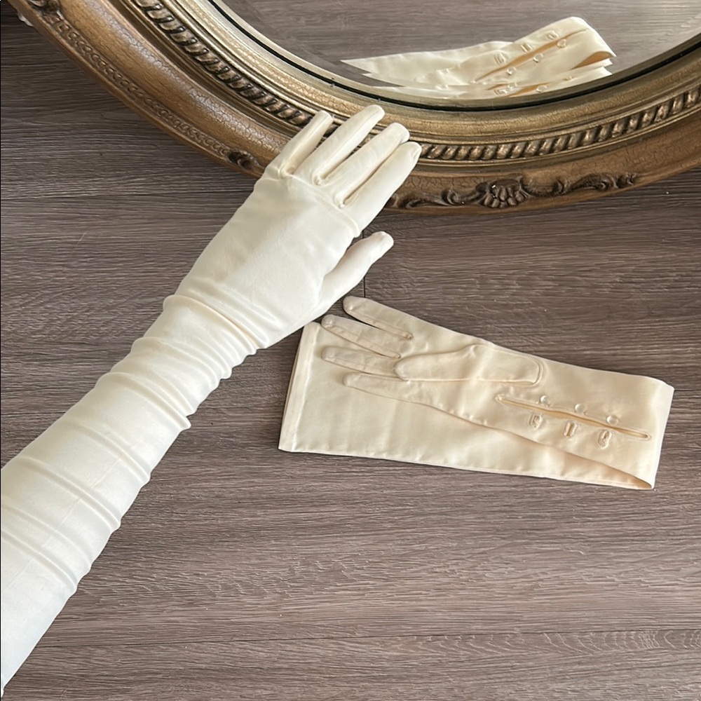 Elegant Cream Long Opera Gloves - Bridal Gloves size 5